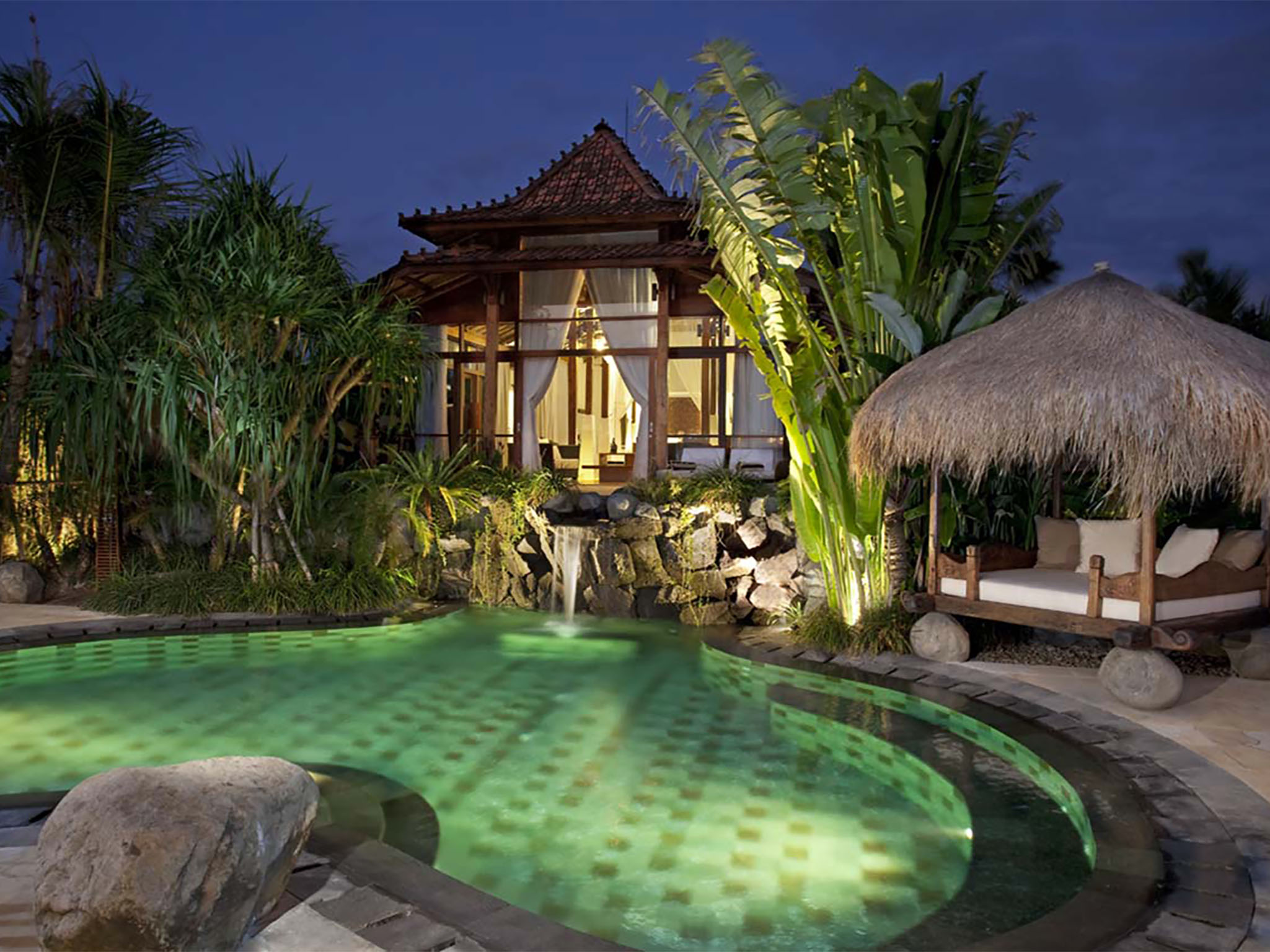 Villa Amy - The villa at night - Dea Villas - Villa Amy, Canggu, Bali